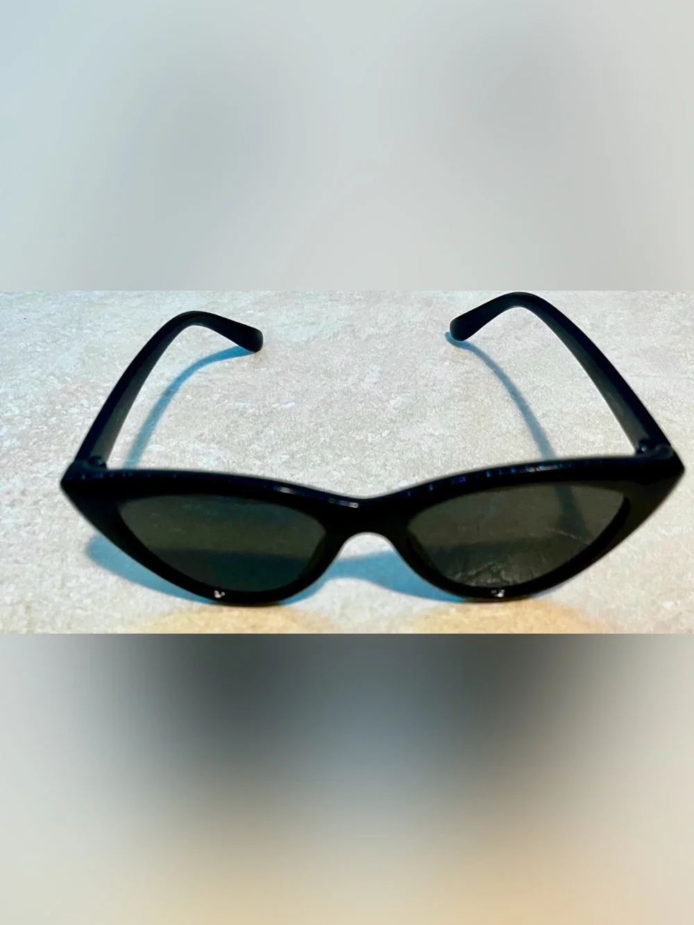 H&M Black Cat-Eye Women's Sunglasses